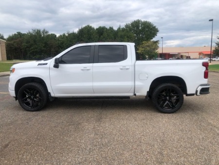 2023 Chevrolet Silverado 1500 RST white